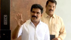 “வேண்டுமென்றே சிலர் ஃபியூசை எடுத்துச் செல்கின்றனர்” - மின்வெட்டுக்கு அமைச்சர் சொன்ன பகீர் காரணம்!