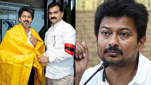 உங்களுக்கு எதிராதான் பேசி இருக்காரு! விஜயுடன் துரை வைகோ பேசியது என்ன? நைசாக விசாரித்த உதயநிதி 
