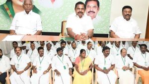 “எந்த ரீல்ஸ் மூலம் தவெக வென்றதோ அதன் மூலமே நாமும் வெற்றி பெறுவோம்”.. அதிமுகவினருக்கு எடப்பாடி ஆர்டர்