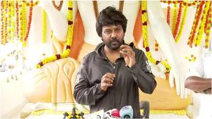 சில நாய்களுக்கு நான்வெஜ்தான் பிடிக்கும்.. ராகவா லாரன்ஸ் பேச்சால் வெடித்த சர்ச்சை!