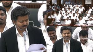 50 ஆண்டுகால சட்டசபை மரபை உடைத்த விஜய்: ஆடியோ லான்ச் பாணியில் பேசிய முதல்வர்! இனி இப்படித்தான்!