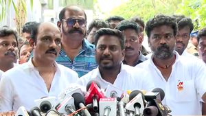 பாரதிராஜா உடலுக்கு சொந்த ஊரில் இறுதி சடங்கு.. அரசு மரியாதையுடன் நல்லடக்கம்! அமைச்சர் ராஜ்மோகன் தகவல் 