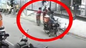  வேளச்சேரி ஷாக்.. பாட்டியுடன் சென்ற 4 வயது குழந்தை பட்டப்பகலில் காரில் கடத்தல்.. இறுதியில் ட்விஸ்ட்!