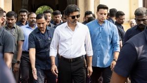 234 மாவட்ட செயலாளர்.. விஜய் எடுக்கும் புதிய வியூகம்.. நிர்வாகிகளுக்கு போன மெசேஜ்.. பின்னணி என்ன? 