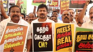 விர்ச்சுவல் வாரியர்ஸ் அல்ல.. விர்ச்சுவல் அப்யூசர்ஸ்.. தவெகவை அட்டாக் செய்த உதயநிதி!