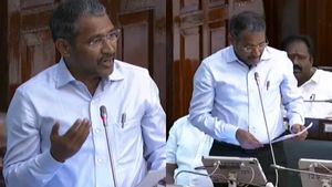 'தாழ்த்தப்பட்டவர்' என்ற வார்த்தை சொல்லக்கூடாது.. அதிமுக எம்எல்ஏவை சட்டசபையில் எதிர்த்த வன்னி அரசு 