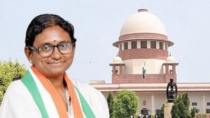 காங்கிரசுக்கு ராஜ்யசபா எம்பி சீட் காலி? மீனாட்சி நடராஜனின் மனு.. உச்ச நீதிமன்றம் நிராகரித்தது ஏன்?