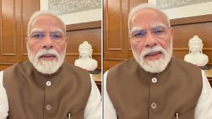 நள்ளிரவில் புதிய செல்பி வீடியோ வெளியிட்ட பிரதமர் மோடி.. வினாத்தாள் கசிவு மாஃபியாக்களுக்கு எச்சரிக்கை