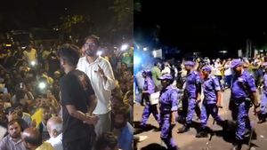இரவிலும் தொடரும் மாணவர்களின் போராட்டம்! கரப்பான் பூச்சி கட்சியின் தலைவர் மயக்கம்!