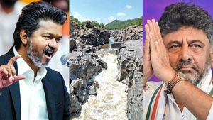 பெங்களூர் வாங்க ஜோசப் விஜய்.. காவிரி பிரச்சனை பற்றி பேச ஆகஸ்ட் 3ல் அழைப்பு.. கர்நாடகா அரசு கடிதம்