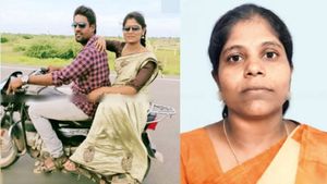 துபாய் மாமியார்.. ராமநாதபுரம் ஷர்மிளாவின் கள்ளக்காதல்? பிஞ்சு குழந்தைகள் முன் என்ன நடந்தது?
