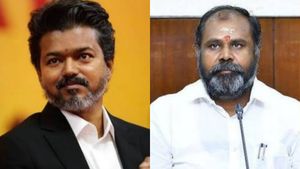 ஜனநாயகன் ஊத்திக்கிச்சு.. 4 நாள் வெளியே தலைகாட்டாத விஜய்! அரிசி என்ன விலை விக்குது! மாஜி அட்டாக்! 