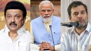 ஸ்டாலினை நேரிலேயே சந்திக்கும் மோடி! காங்கிரஸை வீழ்த்த ஸ்டாலினுடன் கரம் கோர்க்கும் பாஜக? 