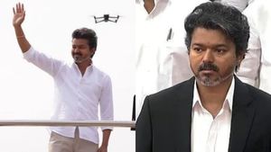 TVK Vijay Karur Visit LIVE: கரூர் நிகழ்ச்சிகள் நிறைவு- சென்னை புறப்பட்டார் விஜய் 