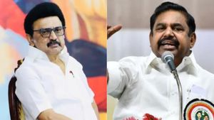 திமுகவுடன் டீலிங்.. ஆட்சியமைக்க ப்ளான்? யாரோ கிளப்பி விட்டாங்க! பஞ்சாயத்தை முடித்து வைத்த எடப்பாடி! 