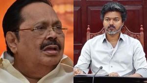 ரத்தம் கொதிச்சு போச்சு.. நாங்க தீய சக்தினால விஜய் பேசமாட்டாரு! தன் ஸ்டைலில் கலாய்த்த துரைமுருகன்!