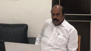 ஓடவில்லை.. ஒளியவில்லை.. என் உடலில் எவ்வளவு பிரச்சனை இருக்கு தெரியுமா.. எ.வ.வேலு பரபரப்பு விளக்கம்