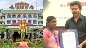 “சாதாரண வேலையா? எந்த வேலையும் சாதாரணம் அல்ல”.. தமிழக அரசின் வாதத்தை நிராகரித்த நீதிபதிகள்