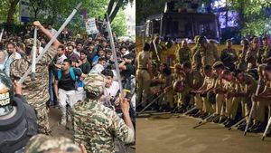 மாணவர்களை தேசிய பாதுகாப்பு சட்டத்தில் கைது செய்ய திட்டம்? டெல்லி காவல் ஆணையருக்கு கூடுதல் அதிகாரம்