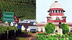 மேகமலை ஆக்கிரமிப்புகளை அகற்றாவிட்டால் துணை ராணுவத்தை அனுப்ப வேண்டி வரும்! உச்ச நீதிமன்றம் எச்சரிக்கை