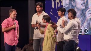 நாட்டின் பலமே இளைஞர்கள்தான்! ஆனா பாருங்க.. அவங்க சக்கர வியூகத்துல மாட்டி இருக்காங்க - ராகுல் காந்தி