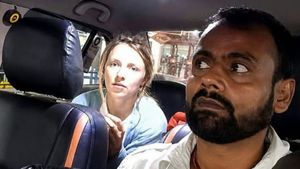லைவ் லொகேஷன் கணவருக்கு அனுப்பி பதறிய ரஷ்யப் பெண்.. டெல்லி டாக்ஸியில் வெளிவந்த உண்மை
