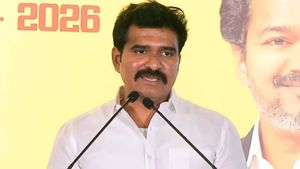 மின் கணக்கீட்டில் டேபிள் ஒர்க்கா? நிர்மல் குமாருக்கு இந்த வித்தியாசமே தெரியலையே! கிளம்பிய சர்ச்சை