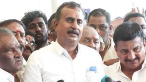 வேலுமணி கம்பேக்.. ஈரோட்டை அதிரவைத்த அணிவகுப்பு.. எடப்பாடி பிளான் சக்சஸா