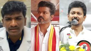 ரோகித் வெமாலாவுக்கு நடந்த அதே கொடுமை.. கல்விக்கு இடையூறு பண்ணாதீங்க! தவெக அரசுக்கு உதயநிதி அட்வைஸ்