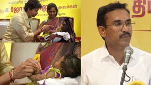 குழந்தைக்கும் அரசுக்கும் இடையேயான வாழ்நாள் பந்தம்! தாய்மாமன் தங்க மோதிர திட்டம்.. அருண்ராஜ்