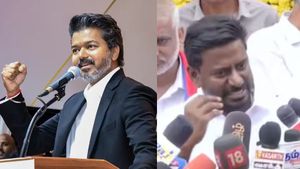 3 அமைச்சர்கள் பதவி பறிப்பா? தமிழக அமைச்சரவையில் மாற்றமா? அமைச்சர் ராஜ்மோகன் பதில்