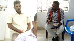 அம்மாவின் பென்ஷனுக்காக வாரிசு சான்றிதழ்.. ரூ.10 ஆயிரம் கேட்டாராம் சென்னை விஏஓ.. என்னாச்சு தெரியுமா?