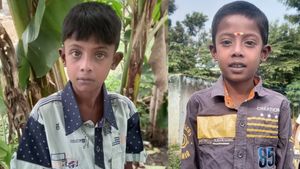 இதயத்தை துடிக்க வைக்க போராடும் 8 வயது சிறுவன்.. நாம் நினைத்தால் காப்பாற்றலாம்! உடனே உதவுவோம்