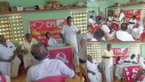 பரமக்குடி இந்திய கம்யூனிஸ்ட் கட்சி மாவட்டக் குழு கூட்டம்.. அக்டோபர் 15 பேரணிக்கு பிரம்மாண்ட திட்டம் 