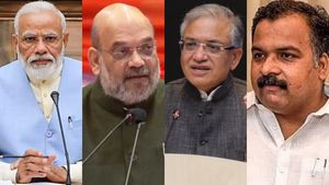 மோடி – அமித்ஷாவின் பொம்மை.. ஞானேஷ்குமாரை குறிவைத்து மாணிக்கம் தாகூர் சரமாரி தாக்கு