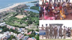 தமிழக அரசே! மீனவர்களின் பூர்வீக நிலத்தை பறிக்காதே! பட்டினப்பாக்கத்தில் மீனவர்கள் போராட்டம்