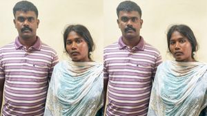ஆயிரம் கோடி முதலீட்டை சாப்பிட்ட மேலூர் தம்பதி.. 