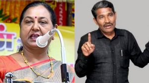 ஒரு எம்பி பதவிக்காக.. 2 பக்கமும் பேரம் பேசிய கட்சி தேமுதிக! பிரேமலதாவுக்கு  வன்னியரசு காட்டம்