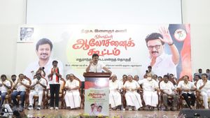 ‘டம்மி' முதல்வருக்கு இடைத்தேர்தலில் பாடம் புகட்டுவோம்.. திமுகவினர் மத்தியில் விஜய்யை விளாசிய உதயநிதி