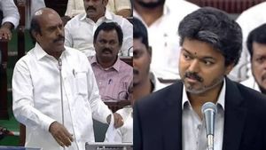 மாறன் குடும்பத்திடம் சம்பளம் வாங்கிட்டு! முதல்வரானதும் விஜய் இப்படி பேசலாமா? எ.வ.வேலு அட்டாக்