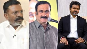 தவெக - பாமக கூட்டணியா? திட்டமிட்டு வதந்தி பரப்புறாங்க.. அவசர அவசரமாக விளக்கம் கொடுத்த திருமாவளவன்! 
