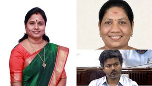 மதுராந்தகம், தாராபுரம் இடைத்தேர்தல்.. தவெக வேட்பாளர்களாக களமிறங்கும் மரகதம், சத்யபாமா யார்? பின்னணி
