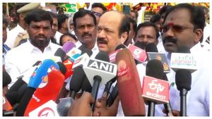 அன்பில் மகேஷ் வீட்டில் ரெய்டு.. ஆதாரம் இல்லாமல் எந்த அரசும் சோதனை நடத்தாது.. ஜேசிடி பிரபாகர்