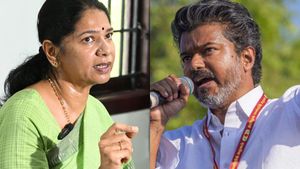 மதுராந்தகத்திற்கு விஜய் வருகையால்! வண்டலூர் மாணவி பாலியல் வழக்கை போலீஸ் மூடி மறைப்பதா? கனிமொழி 