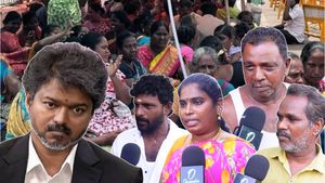 எம்எல்ஏக்களுக்கு கார்.. சிஎம் ஆபிஸுக்கு 6 கோடி! தூய்மை பணியாளர்களுக்கு காசில்லையா? கொதிக்கும் மக்கள்