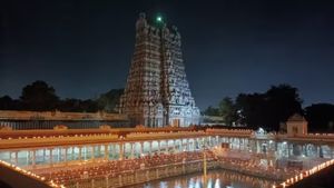 மீனாட்சி அம்மன் கோயில் ரூ.60 கோடி நில மோசடி! 3 பெண்கள் உட்பட மேலும் 4 பேர் கைது! போலீசார் அதிரடி!