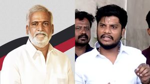 வார்த்தைகளை அளந்து பேசட்டும்.. இல்லையென்றால்.. சேகர் பாபுவுக்கு வார்னிங் கொடுத்த அமைச்சர் ரமேஷ்