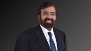 சீனாவில் விஞ்ஞானிகள்.. இந்தியாவில் நடிகர்கள்.. தொழில் அதிபர் ஹர்ஷ் கோயங்கா  எழுப்பிய 'நச்'கேள்வி
