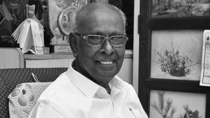 தமிழறிஞர் சாலமன் பாப்பையாவின் உடல் தகனம்.. குண்டுகள் முழங்காமல் அரசு மரியாதையுடன் இறுதிச்சடங்கு..!