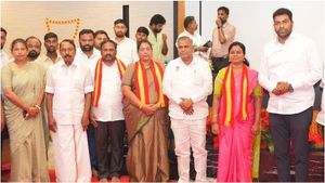 2 தொகுதி இடைத்தேர்தல்.. ஆதவ் அர்ஜுனா, செங்கோட்டையன் தலைமையில் தவெக வியூகம்.. விஜய் பிளான் என்ன?